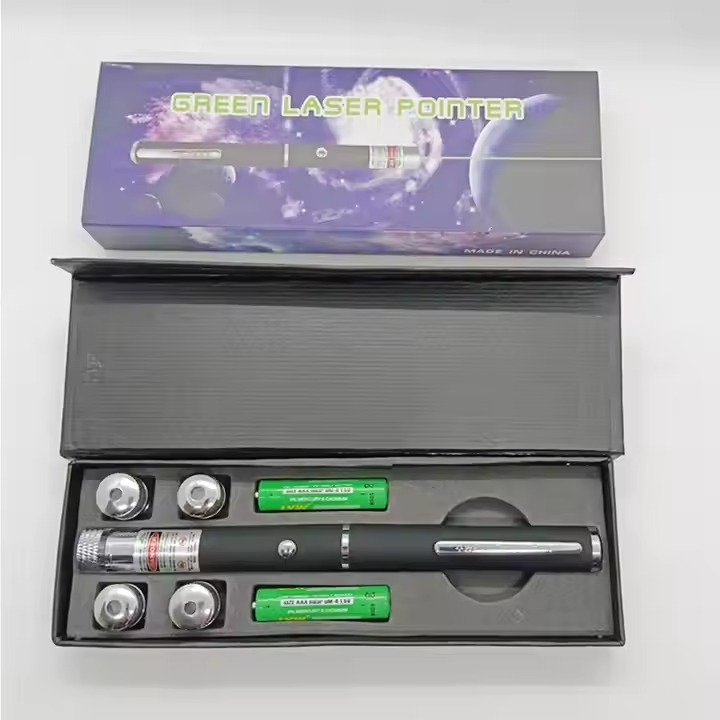1147c97144610a8df9f63ab66df3e81b Green Laser Pointer Pen Green Light, Long Range Green Laser Pointer for Presentations, Stargazing, Hiking - Image 4