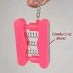Prank Grip Toy for Pranking Shok Grip Toy Joke Prank Novelty Fancy Shok Grip Multi-function Creative Eco-friendly Trick Spoof Toys for Office Students - Image 2